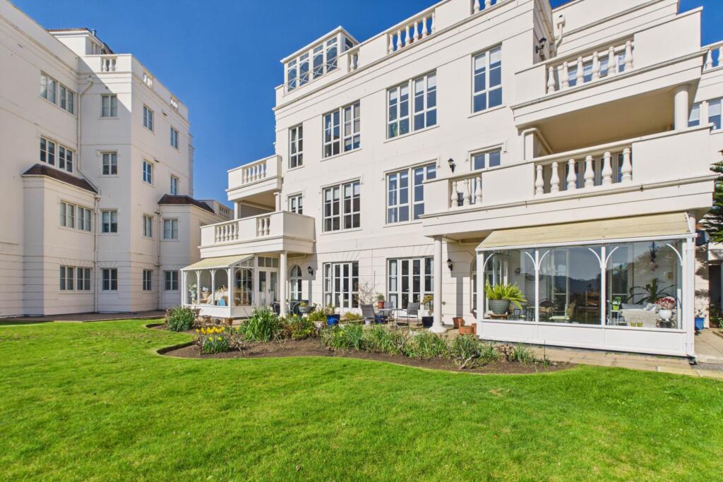 2-bed flat on La Route De La Haule, St Brelade, £1,695,000