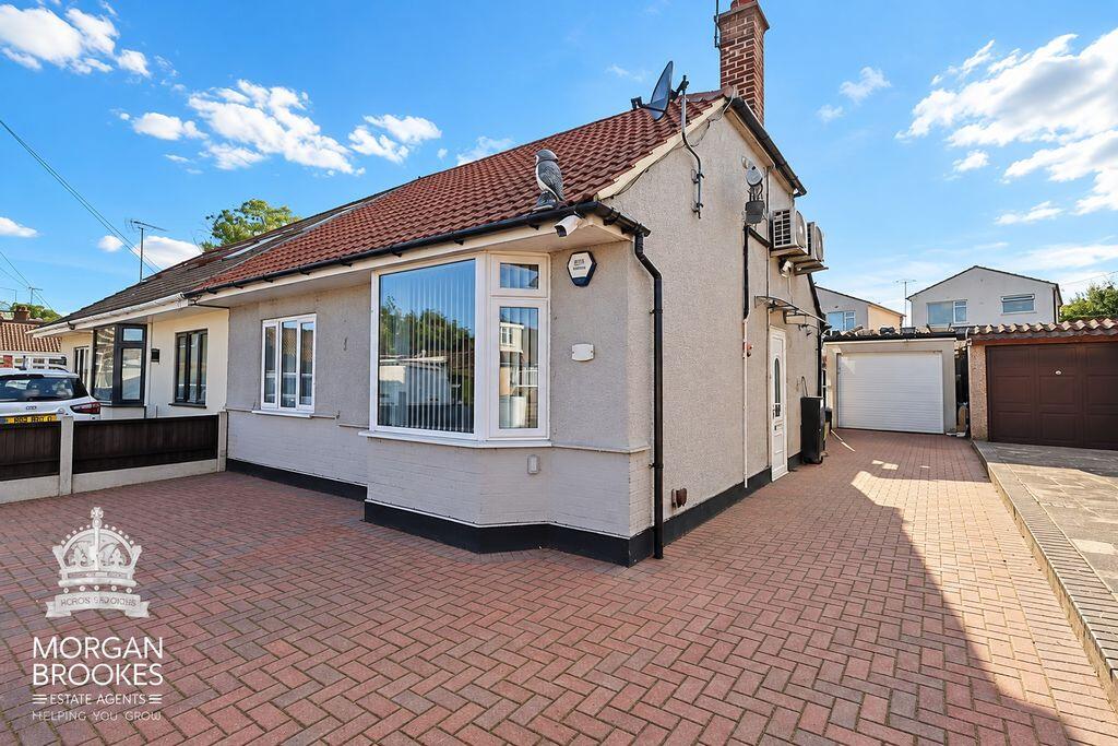Main image of property: Alderleys, Thundersley