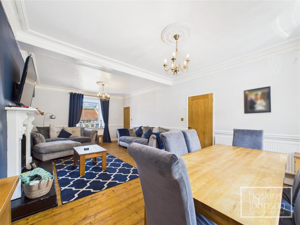 Merthyr Road, Pontypridd - View 5