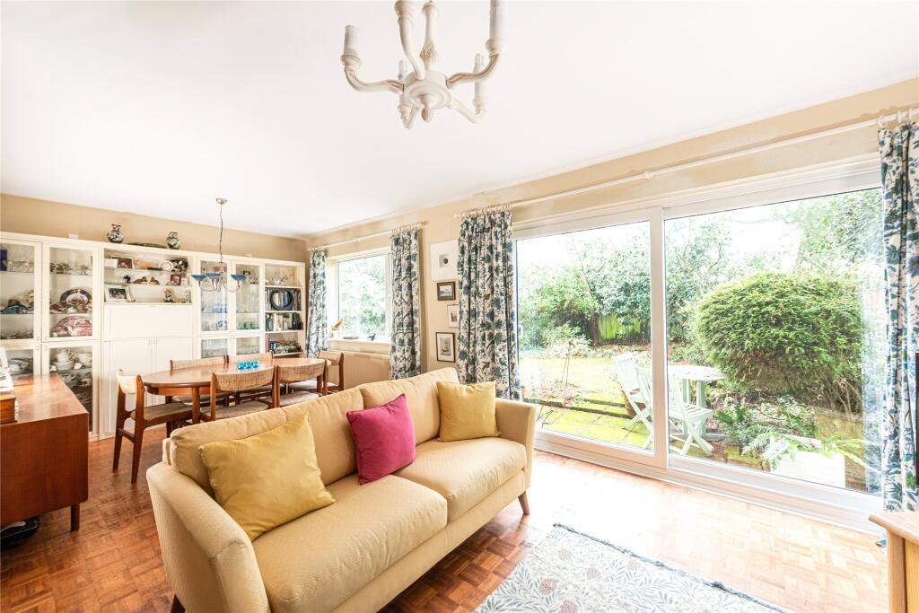 Park Hill, Toddington, Dunstable, Bedfordshire, LU5 photo 2