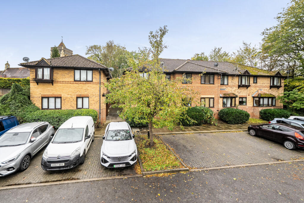 Main image of property: St Swithins Court, Polehampton Close, Twyford, Berkshire, RG10