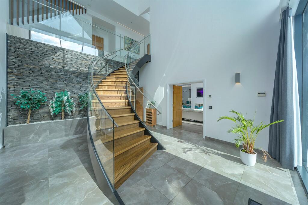 House in Newcastle upon Tyne - View 4