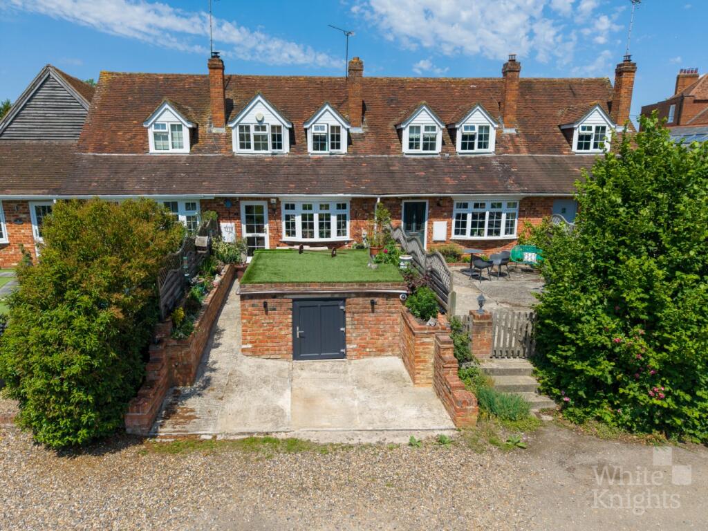 Main image of property: Hill House Cottages, Milley Lane, Hare Hatch, Reading, Berkshire, RG10 9TH