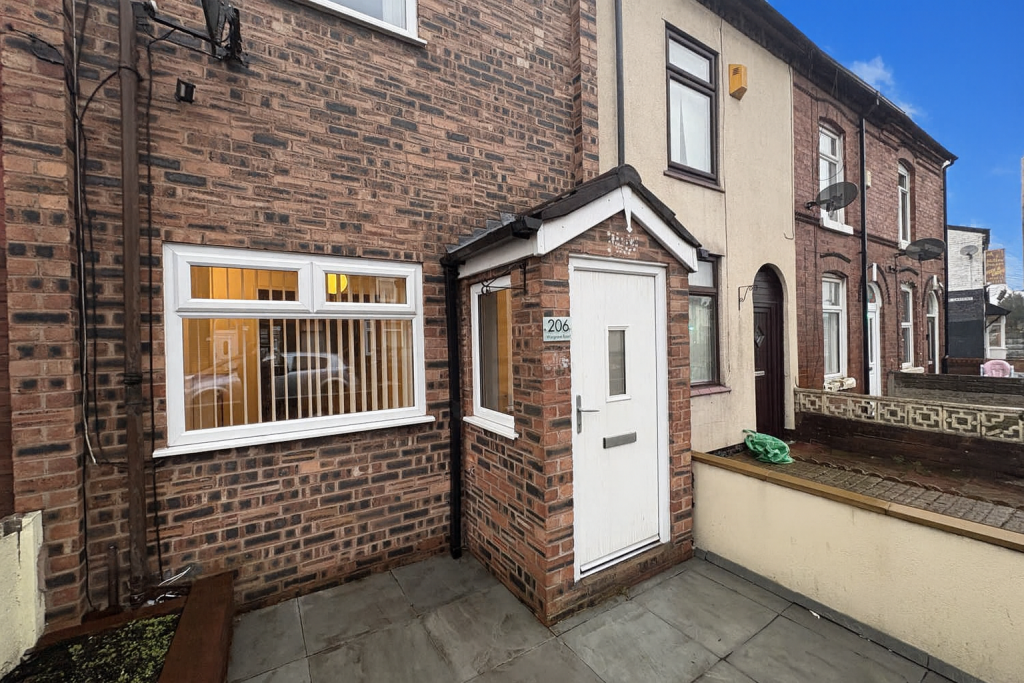 Main image of property: Wargrave Road, Newton-le-Willows, Merseyside, WA12