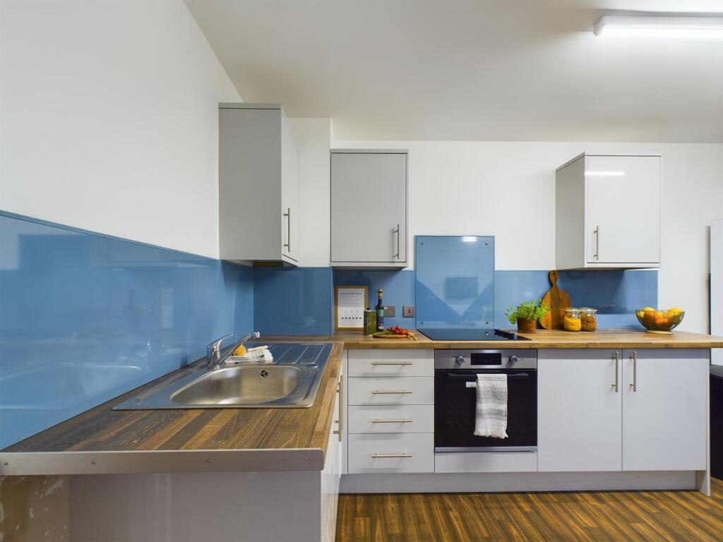 House in Derby, West End, Little Chester - More