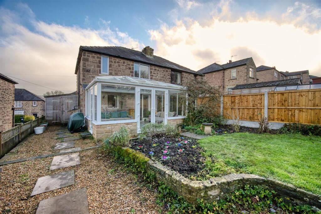 Main image of property: Lakeside, Bakewell