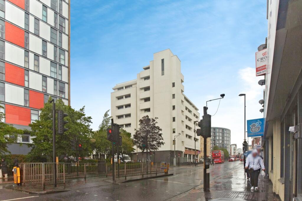 Main image of property: London Road, CROYDON, Surrey, CR0