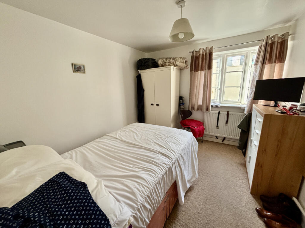Apartment in Truro - View 5