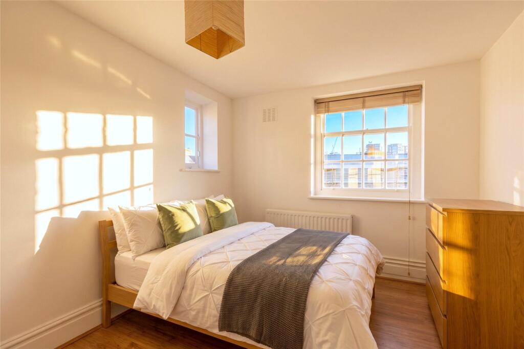 House in London - View 4