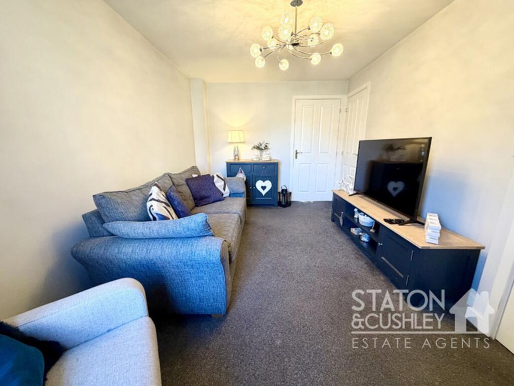 House in Newark and Sherwood, Clipstone - More