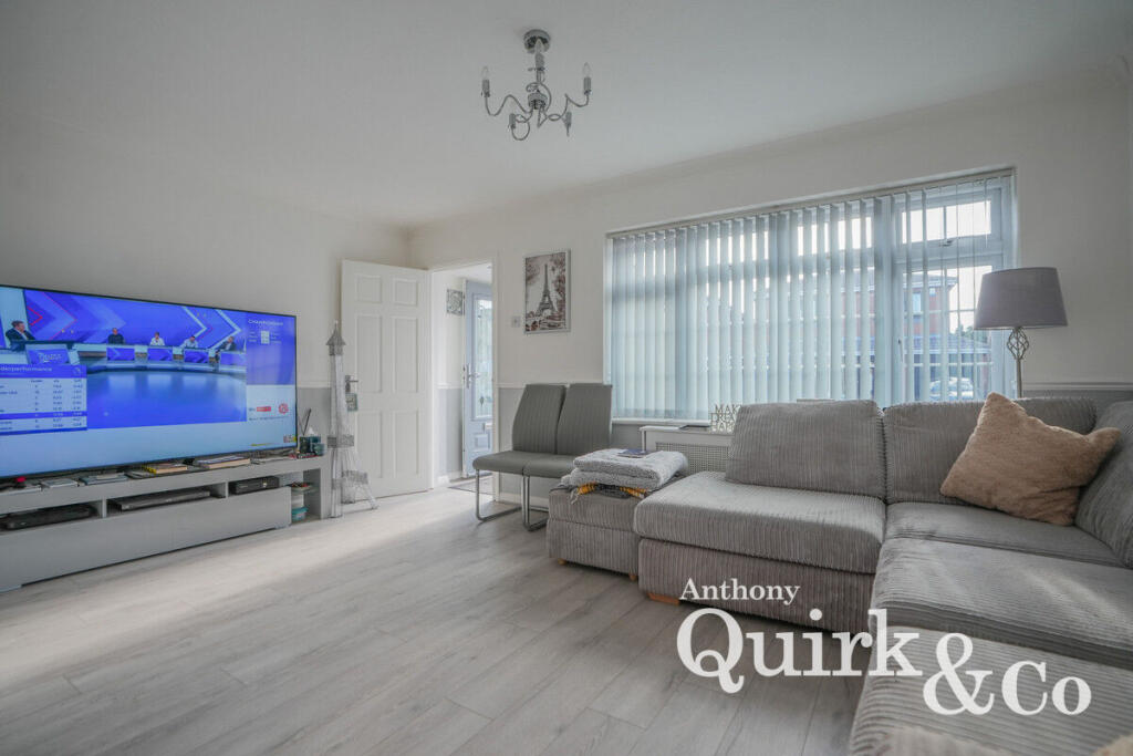 Main image of property: Crescent Road, Canvey Island, SS8