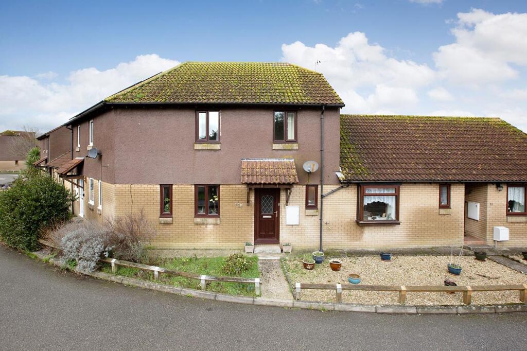 Main image of property: Sercombes Gardens, Starcross, EX6