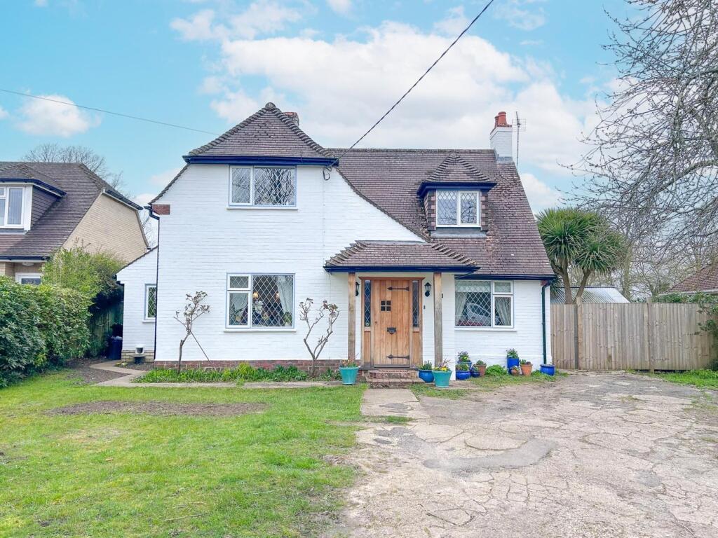 Main image of property: Foxhills, Ashurst, Southampton, SO40