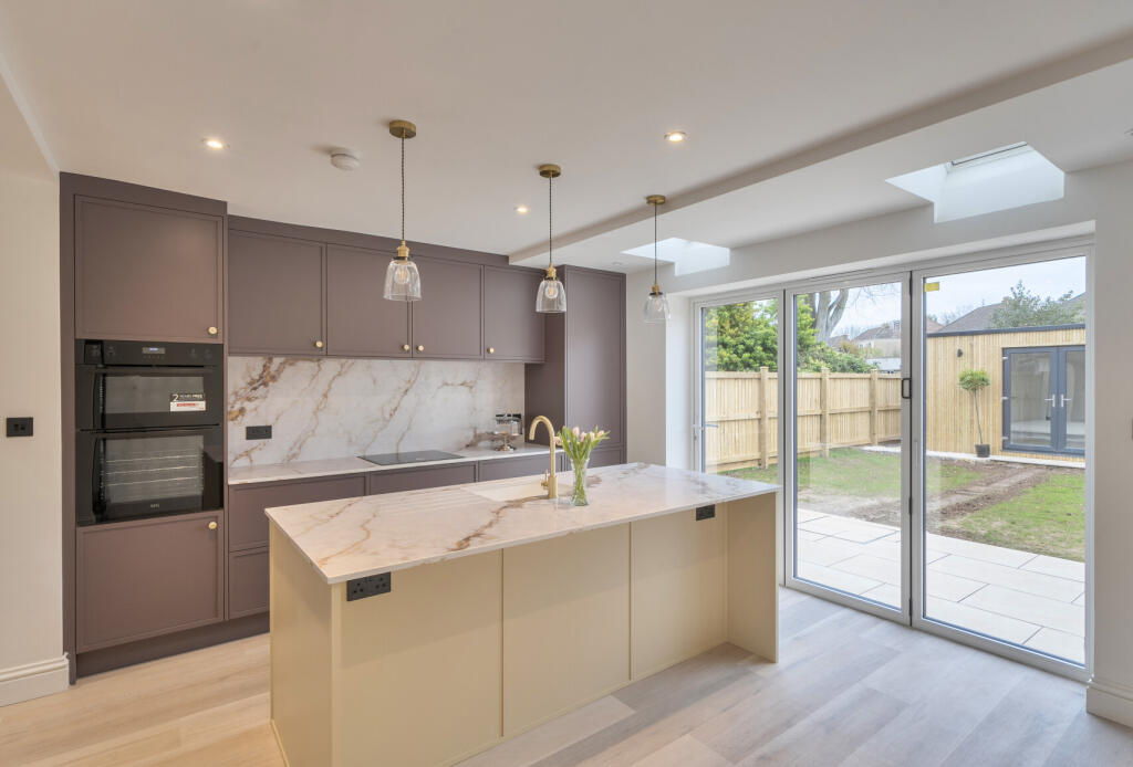 Additional image 3 of Wellsway, Bath, Somerset, BA2