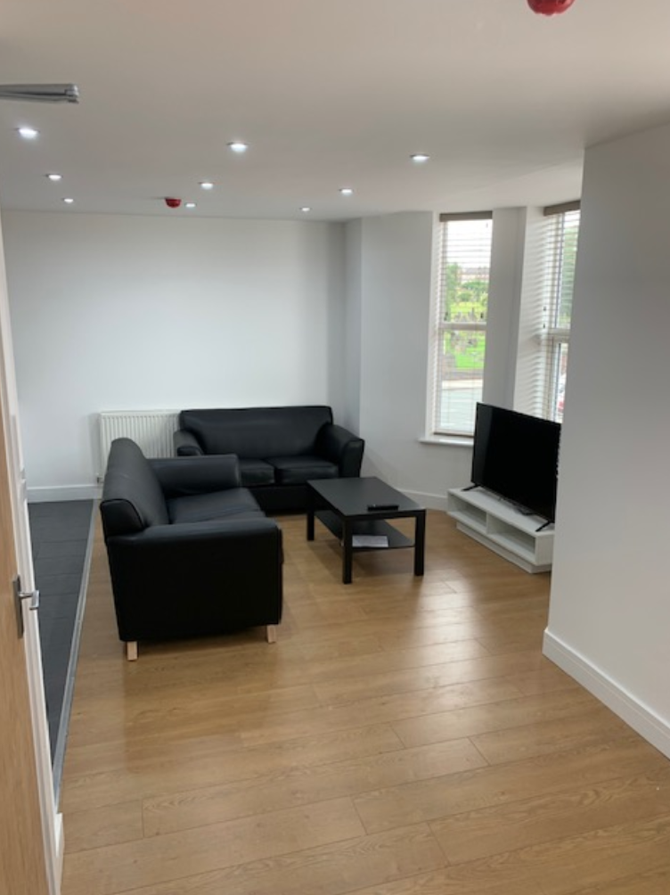 Apartment in Liverpool - View 2