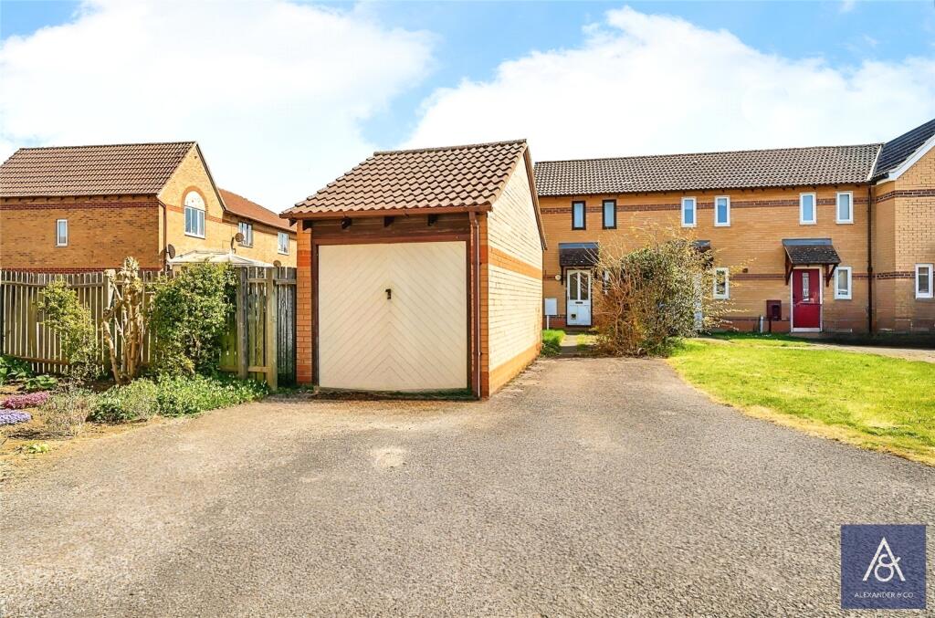 House in Brackley, West Northamptonshire - View 5