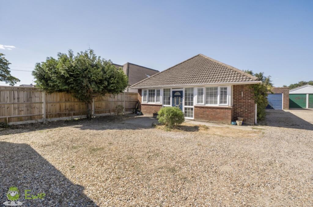 Main image of property: Silchester Road, Pamber Heath, Tadley, Hampshire, RG26