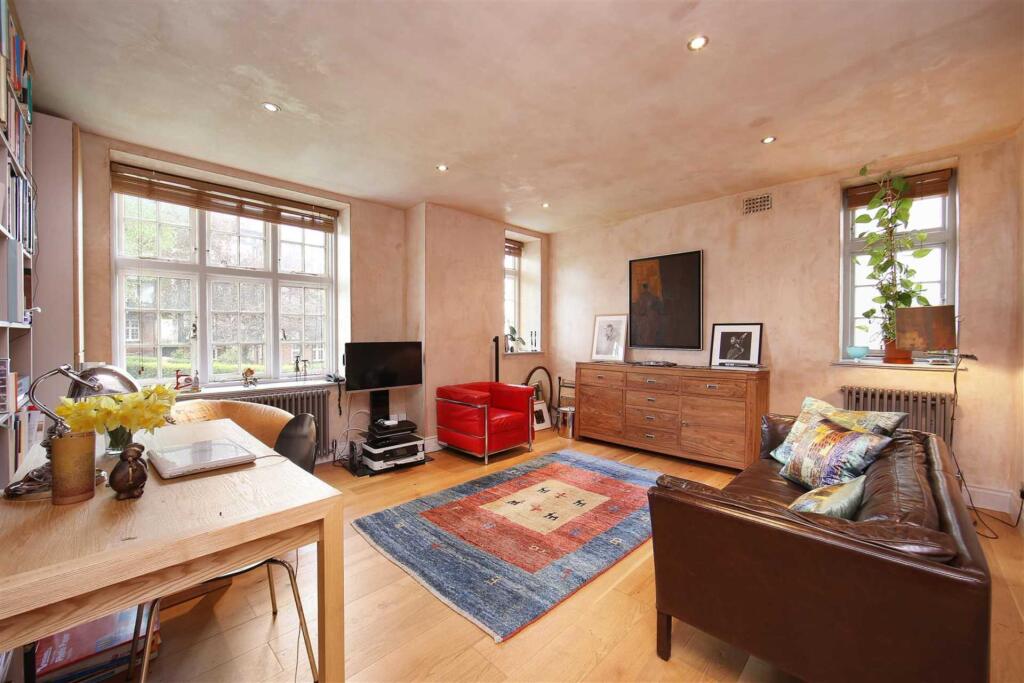 Main image of property: Oakeshott Avenue, Highgate, N6
