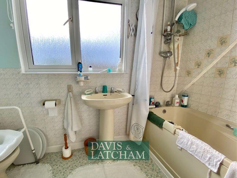 Additional image 9 of Robin Close, Warminster