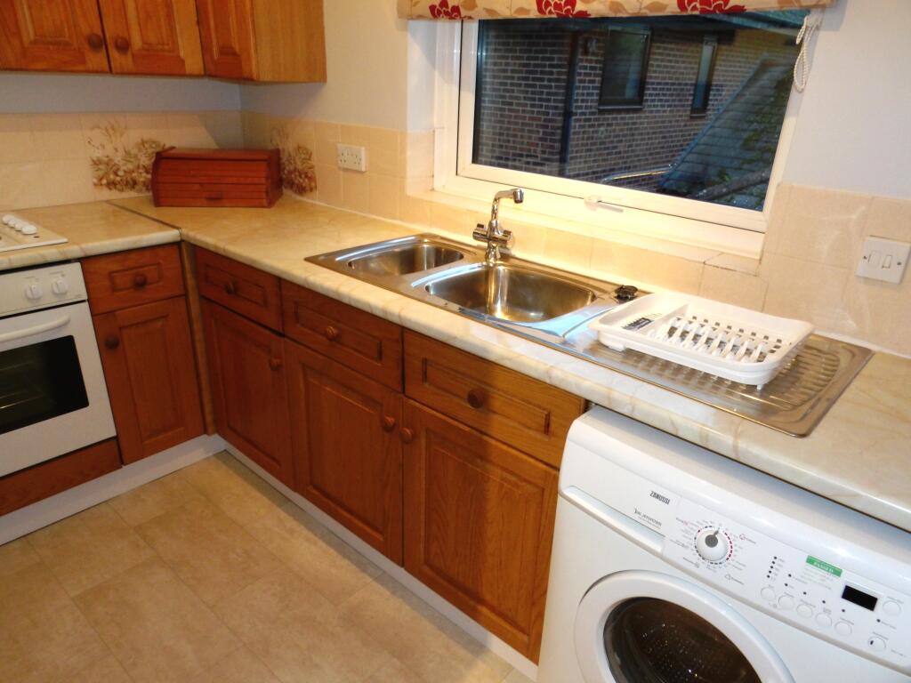Apartment in Southampton, Aldermoor - View 5