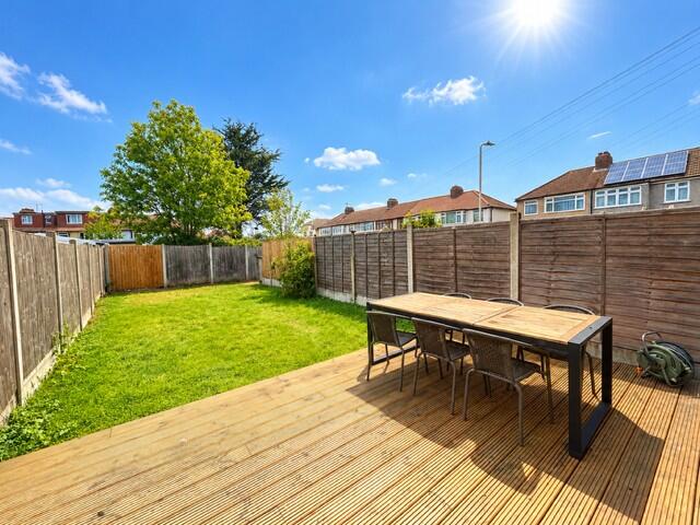 House in London - View 3