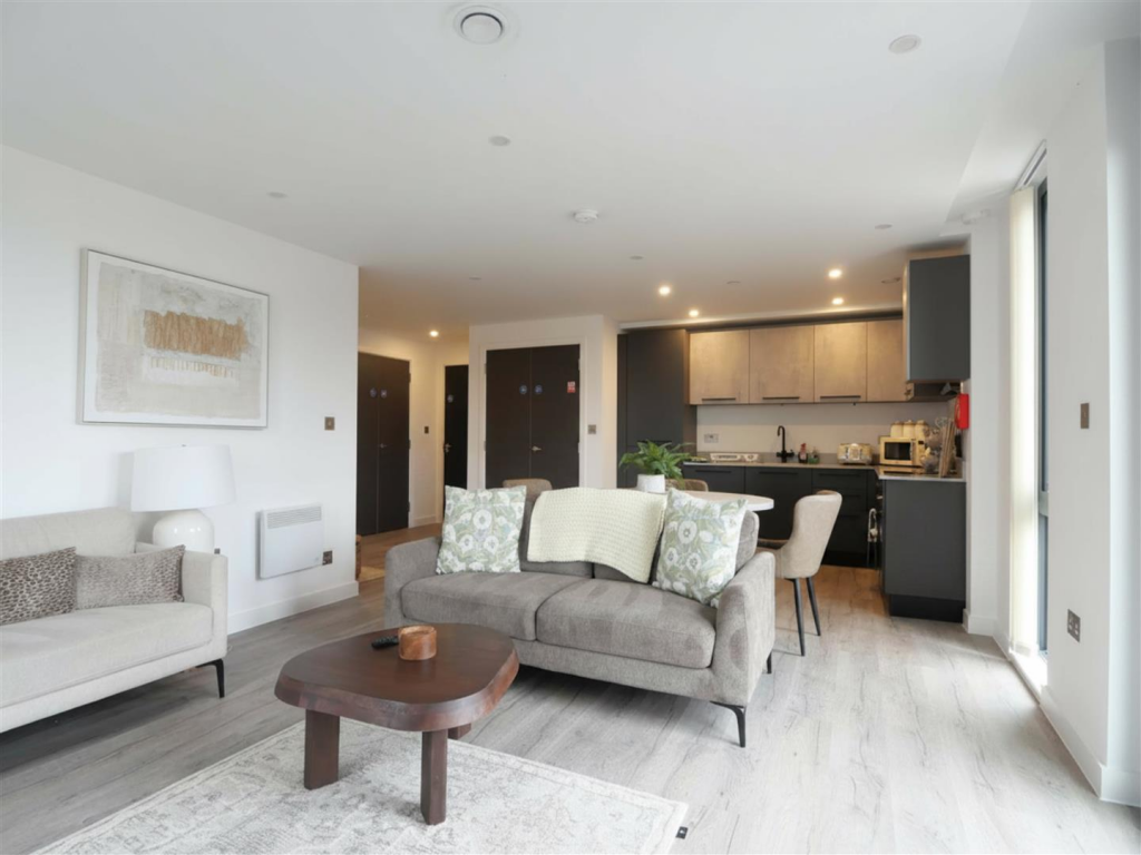 Apartment in York - View 2