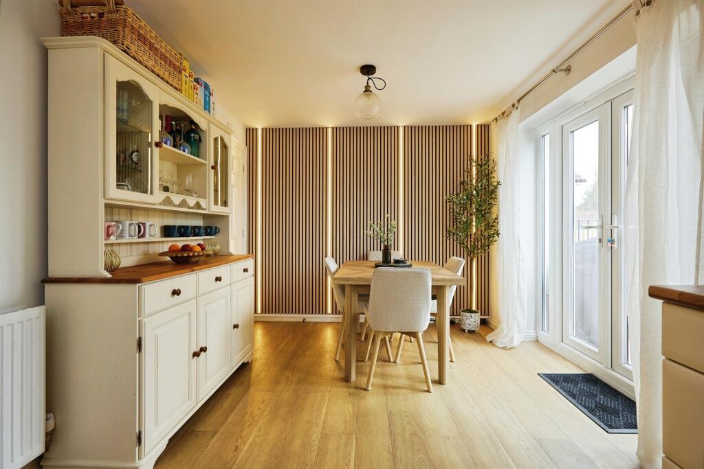 Additional image 3 of Almsford Close, Ansford, Castle Cary