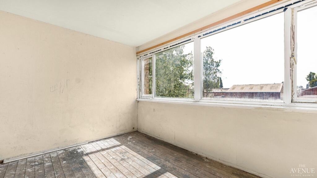 House in Walsall, West Midlands - View 4