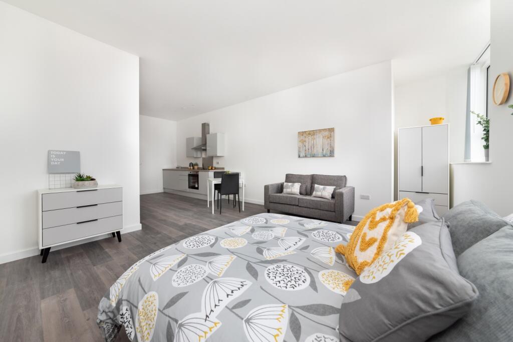 Additional image 7 of Studio, Card House, Bingley Road, Bradford, BD9