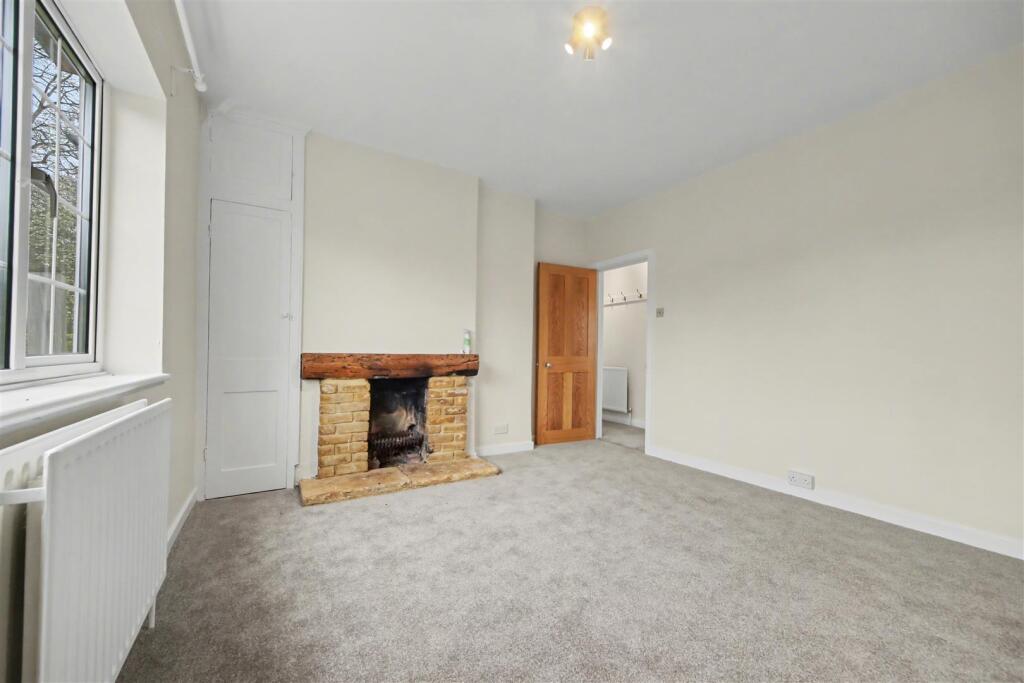 House in Watford - View 4