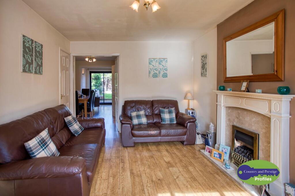 House in Hinckley and Bosworth, Leicestershire - More