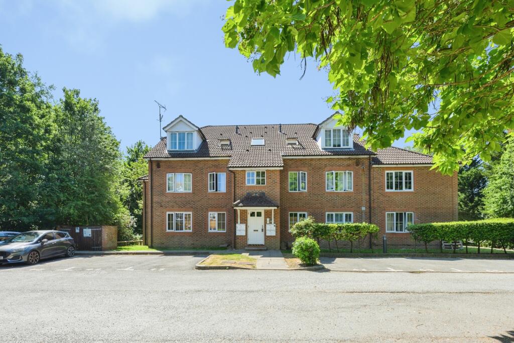 Main image of property: Aspen Vale, Whyteleafe, Surrey, CR3