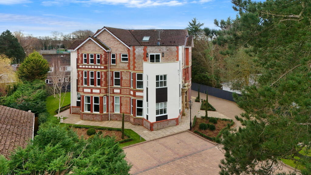 Main image of property: Victoria Road, Formby, L37 7AQ