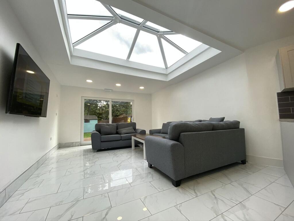 House in Birmingham, Kings Heath - View 2