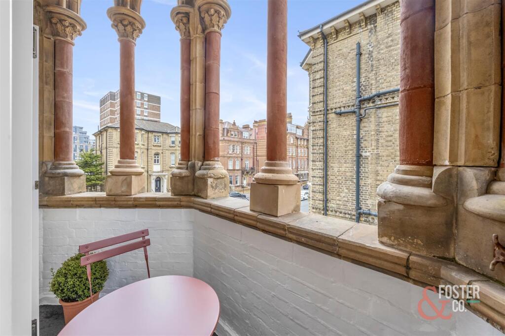 Apartment in Hove, Brunswick - View 5