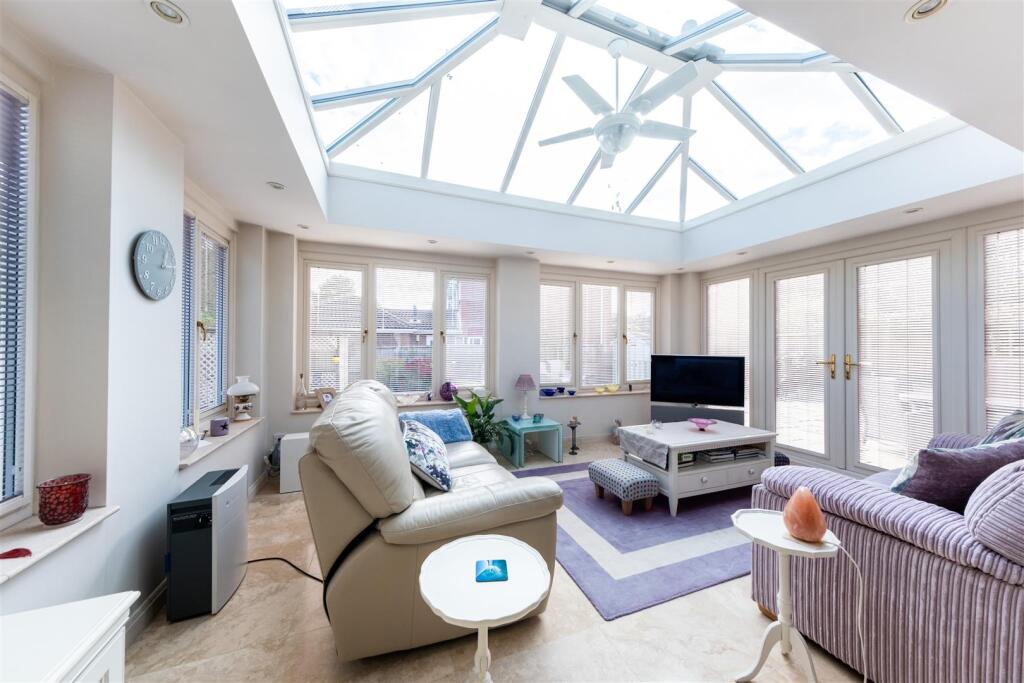 House in Crewe - View 3
