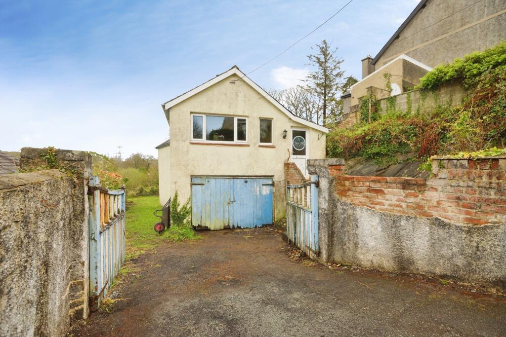 Main image of property: Minffordd, Penrhyndeudraeth, Gwynedd, LL48
