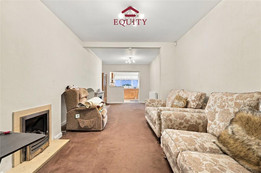 House in London, Carterhatch, Southbury - More