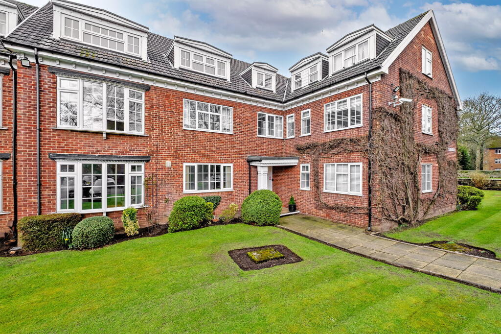 Main image of property: Cavendish Mews, Leeds, LS17 7AA