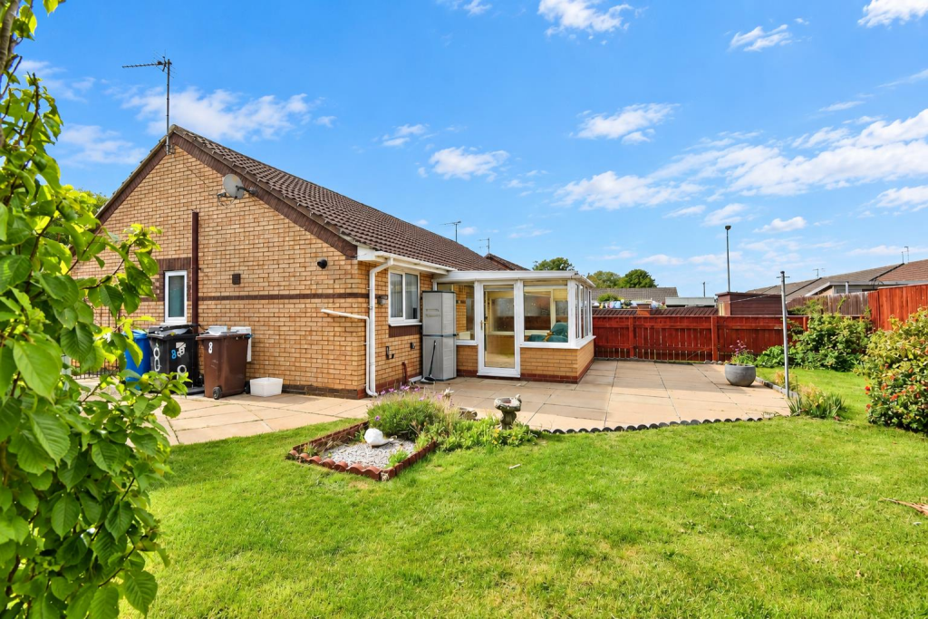 House in Hull, Anlaby Park - View 4