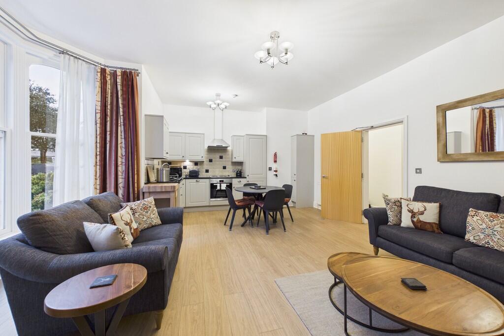 Apartment 6 Chaucer House, Derwentwater Place, Keswick, Cumbria, CA12 4DR photo 4