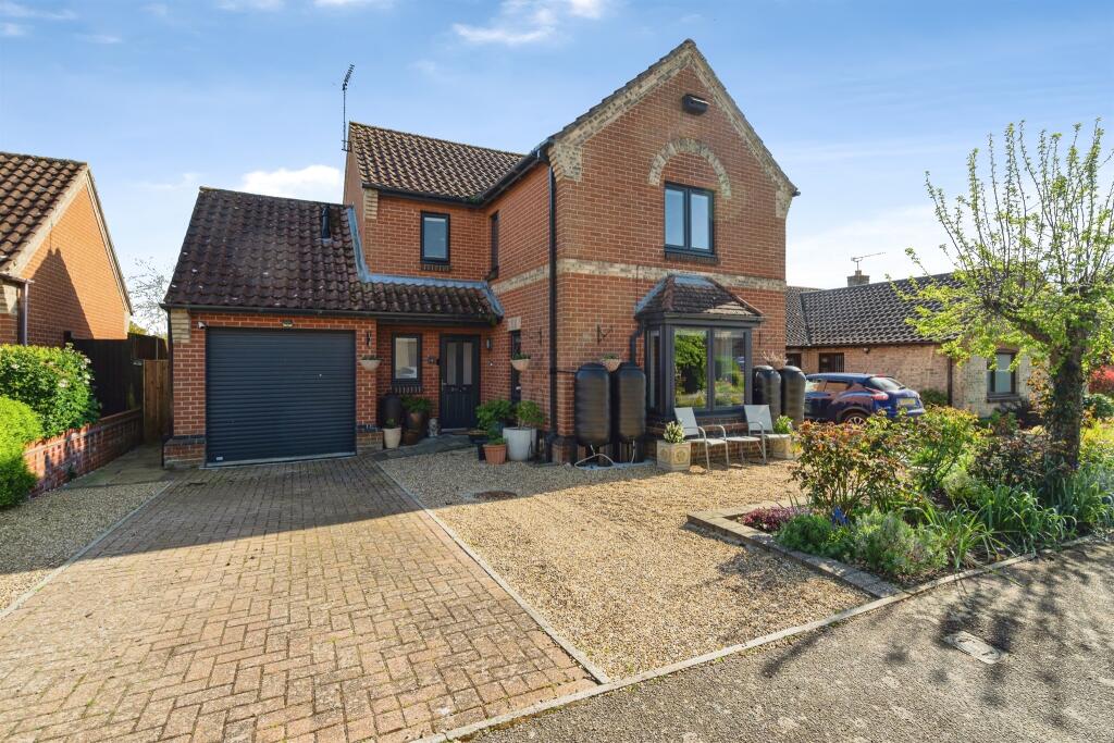 Main image of property: Causeway Close, Brockdish, Diss