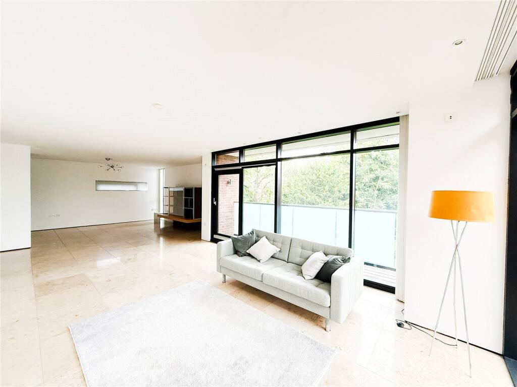 Barlow Moor Road, Didsbury, M20 photo 2