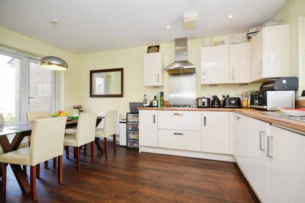House in Dacorum, Hertfordshire - View 5