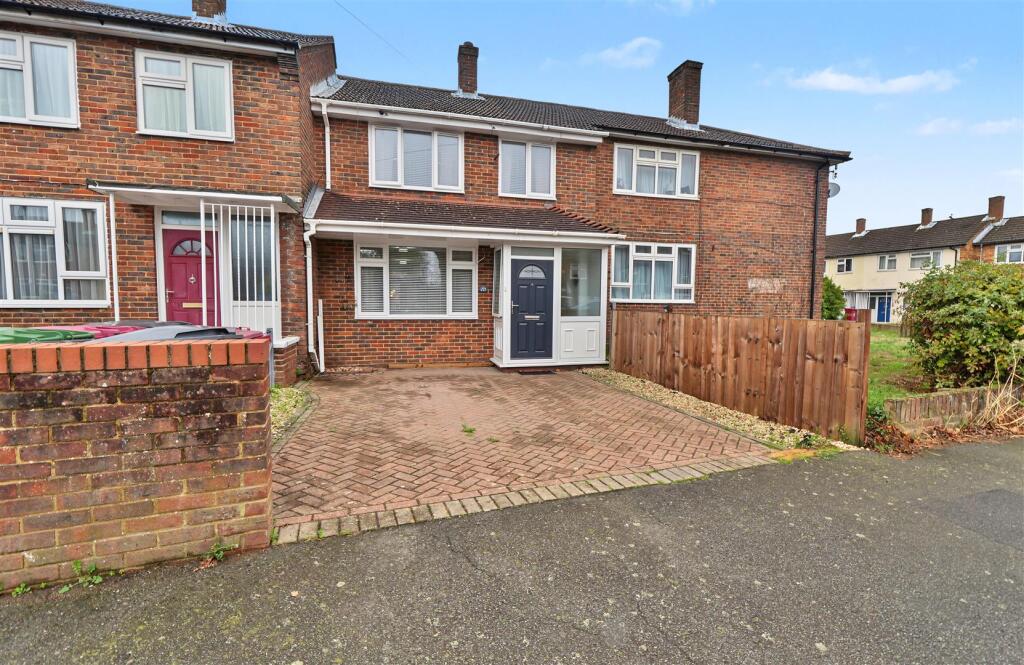 Main image of property: Doddsfield Road, Slough