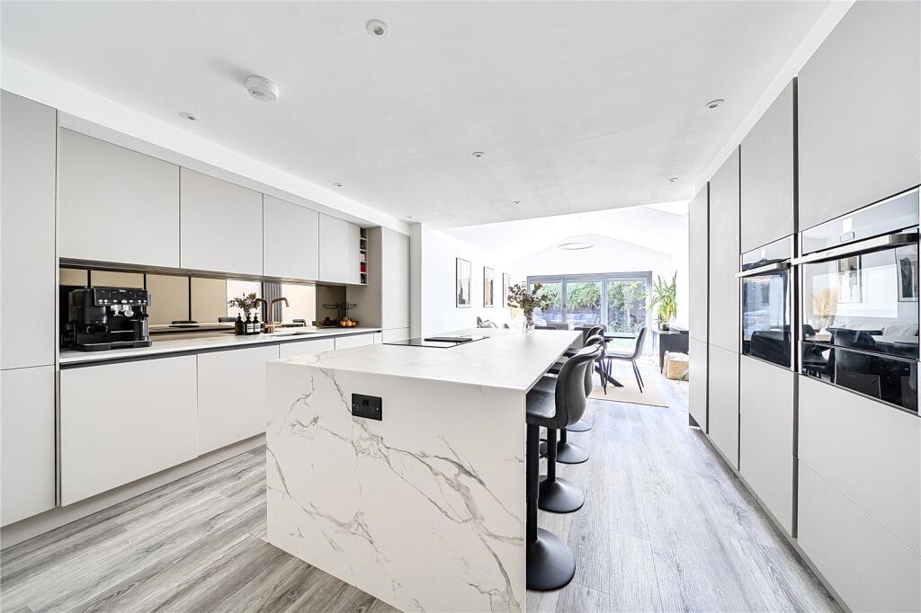 Main image of property: The Floats, Riverhead, Sevenoaks, Kent