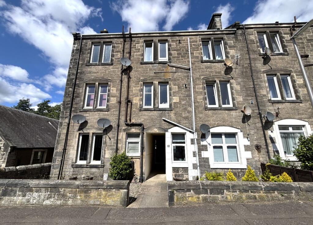 Main image of property: 8 Brucefield Avenue, Dunfermline