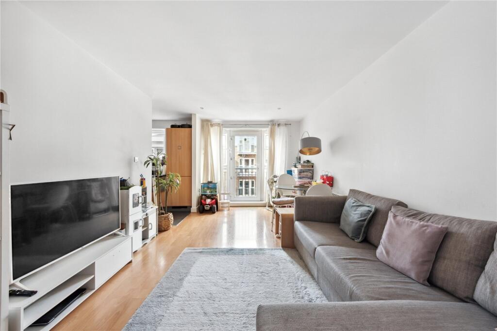 Main image of property: Morton Close, London, United Kingdom, E1