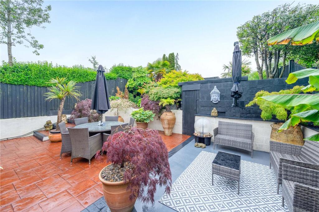 House in Telford - View 4