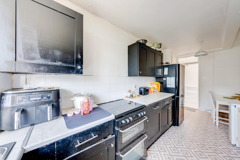 Apartment in London, Manchester Estate, Isle of Dogs - More